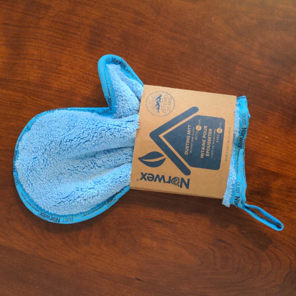 Norwex Dusting Mitt